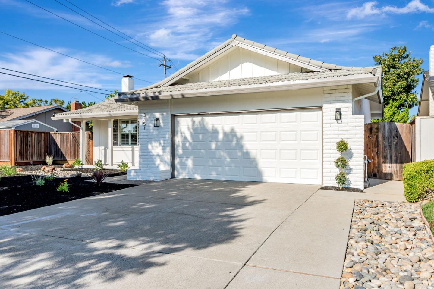 Detail Gallery Image 3 of 36 For 3351 Gardendale Dr, San Jose,  CA 95118 - 3 Beds | 2 Baths