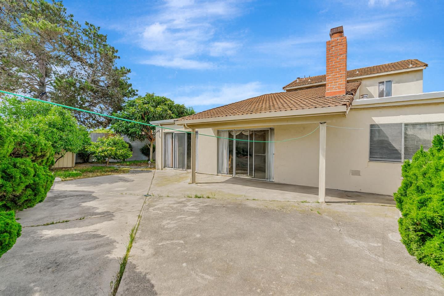 Detail Gallery Image 11 of 14 For 1055 Howe Cir, Salinas,  CA 93907 - 2 Beds | 2 Baths