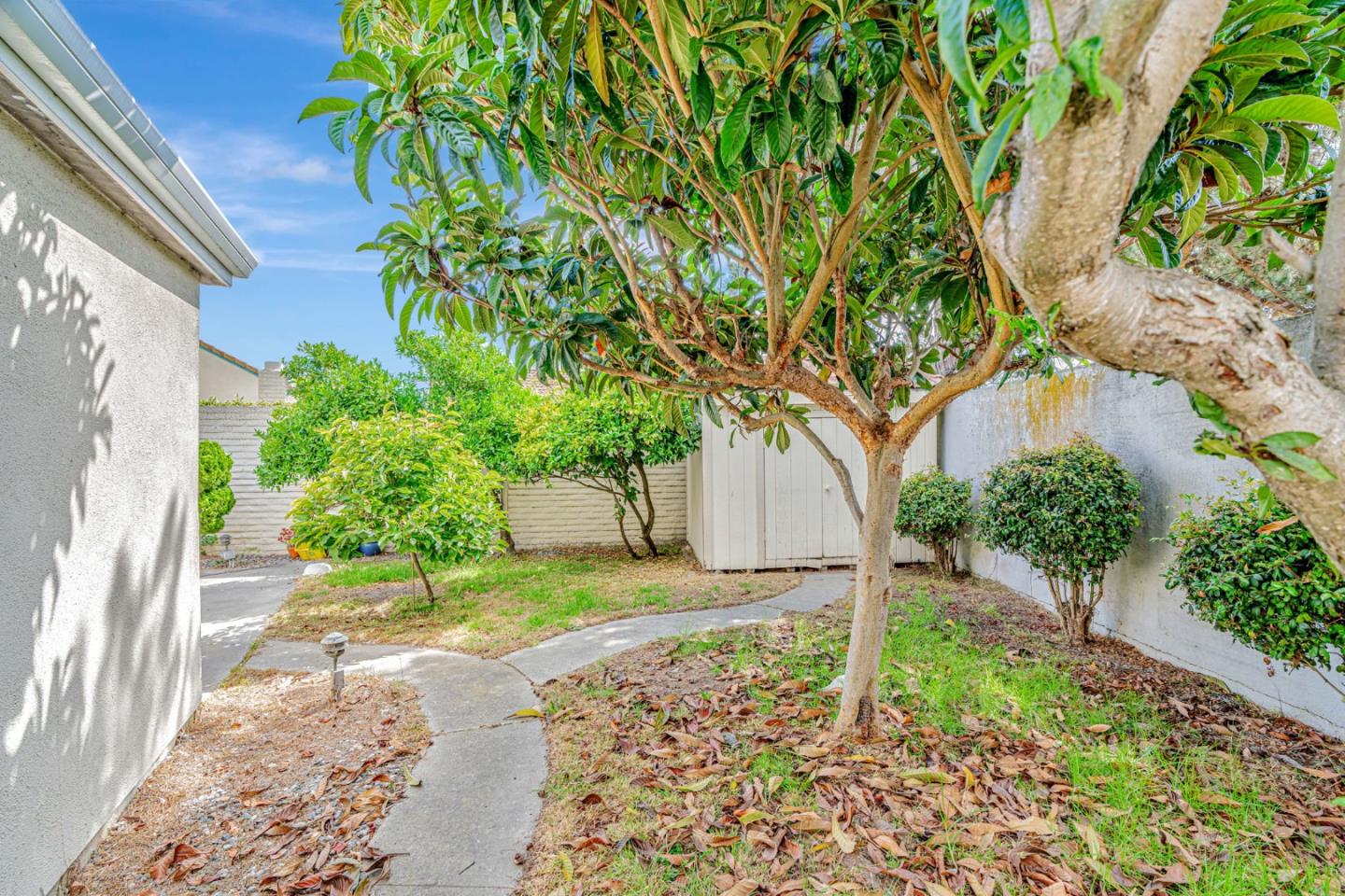 Detail Gallery Image 12 of 14 For 1055 Howe Cir, Salinas,  CA 93907 - 2 Beds | 2 Baths