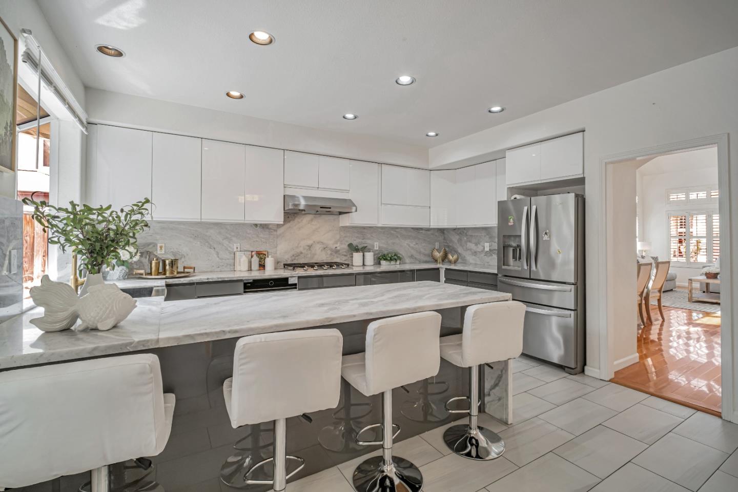 Detail Gallery Image 13 of 38 For 15180 Orion Rd, San Leandro,  CA 94579 - 4 Beds | 3 Baths