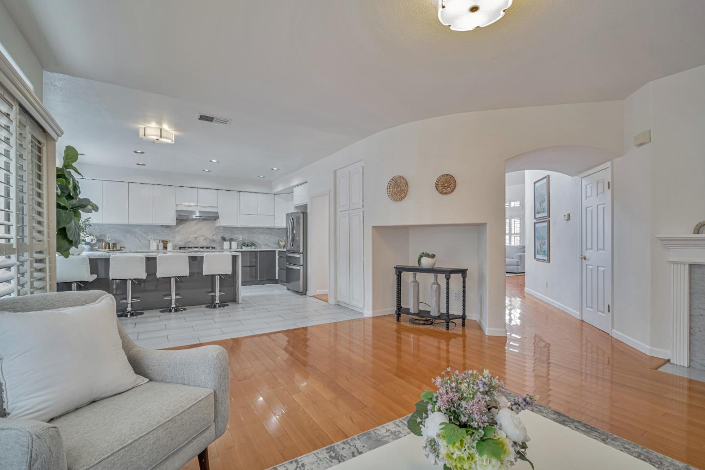 Detail Gallery Image 9 of 38 For 15180 Orion Rd, San Leandro,  CA 94579 - 4 Beds | 3 Baths