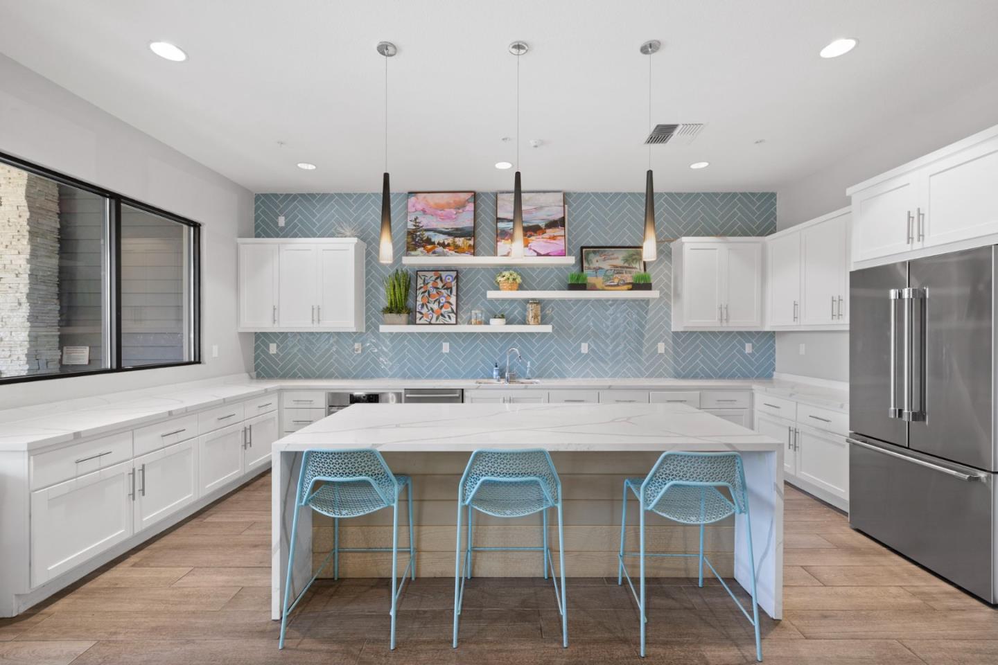 Detail Gallery Image 16 of 29 For 37413 Bowline Rd, Newark,  CA 94560 - 2 Beds | 2/1 Baths