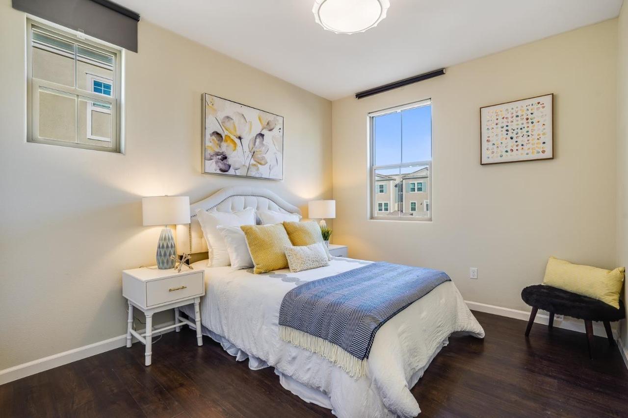 Detail Gallery Image 13 of 17 For 1958 Trento Loop, Milpitas,  CA 95035 - 3 Beds | 3 Baths