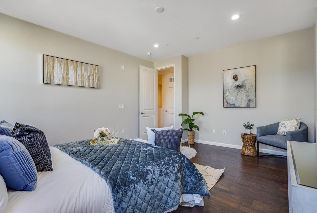 Detail Gallery Image 9 of 17 For 1958 Trento Loop, Milpitas,  CA 95035 - 3 Beds | 3 Baths