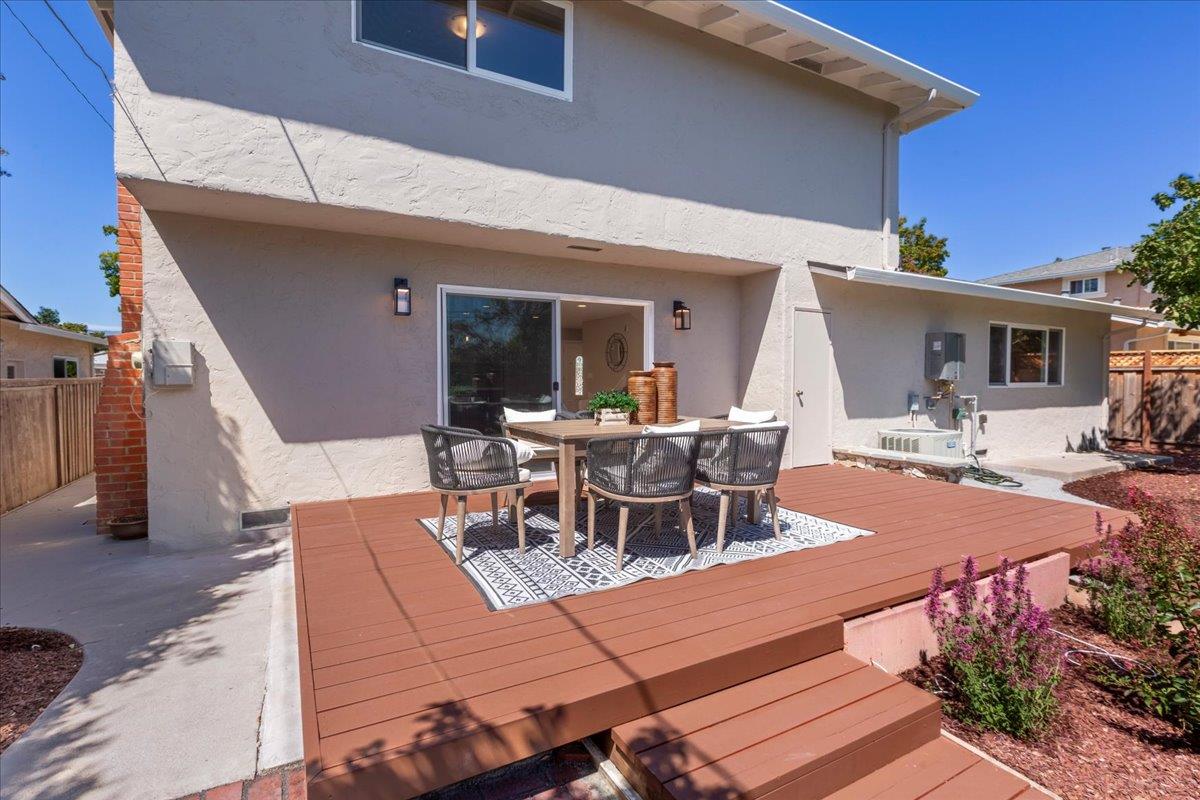 Detail Gallery Image 39 of 47 For 1744 Lark Ln, Sunnyvale,  CA 94087 - 4 Beds | 3 Baths