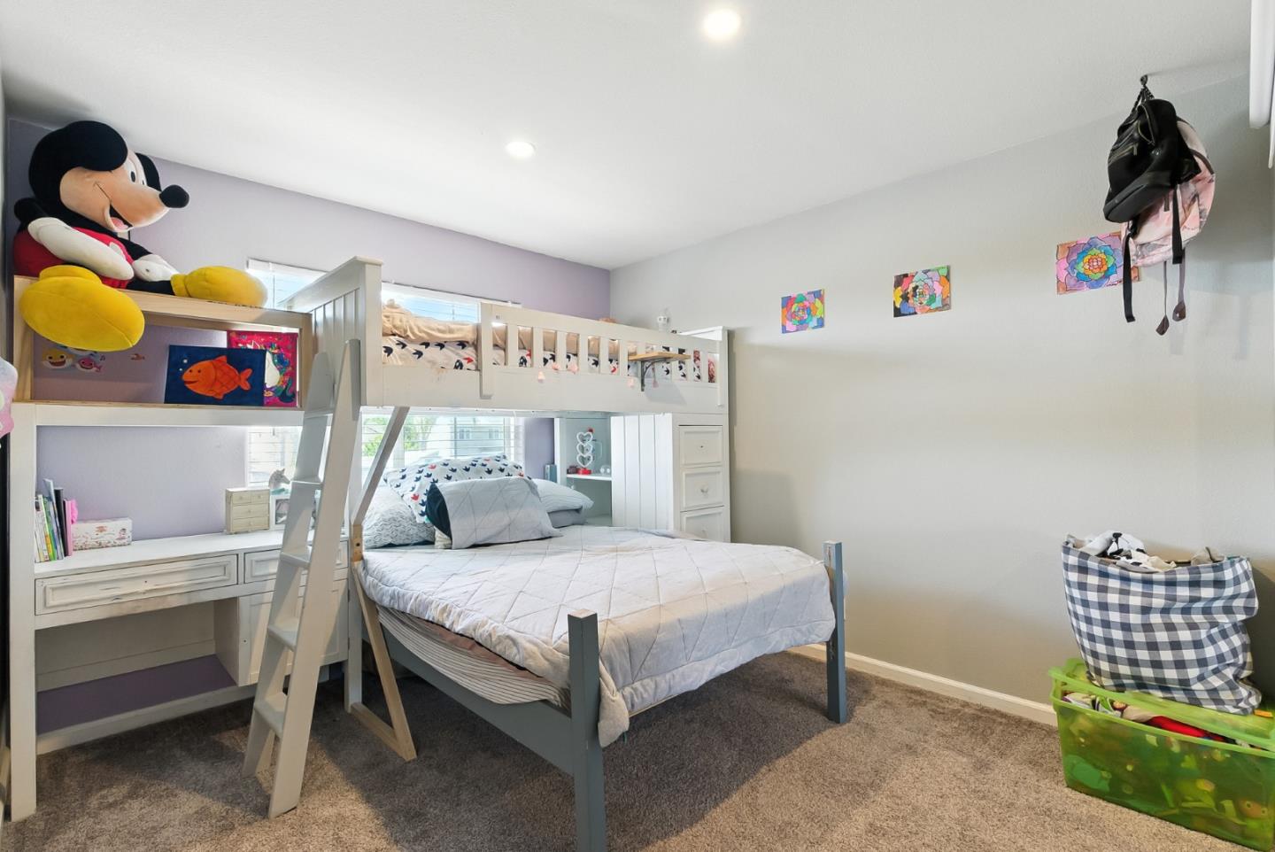 Detail Gallery Image 11 of 18 For 201 Ronan Ave, Gilroy,  CA 95020 - 3 Beds | 2/1 Baths