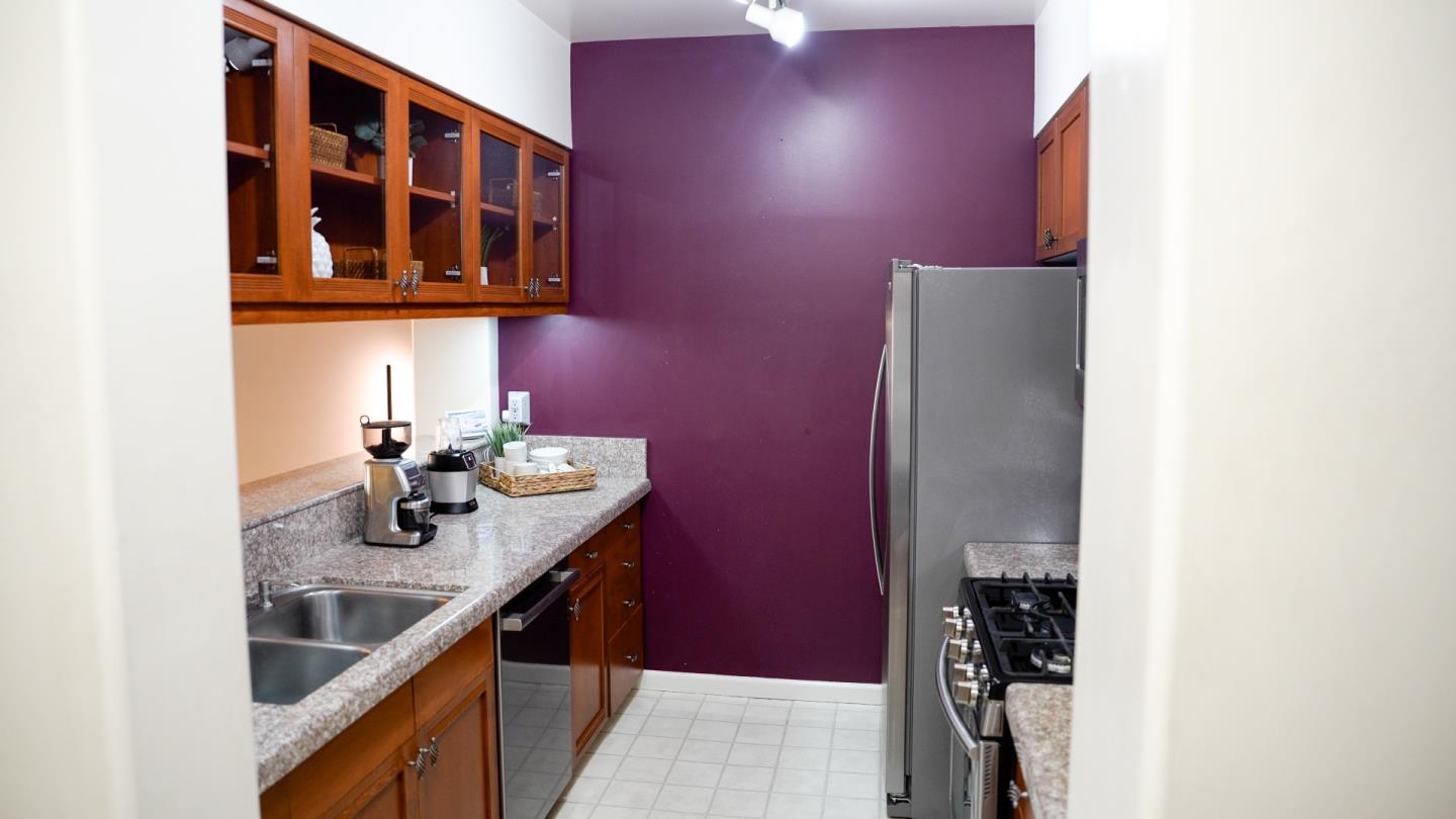 Detail Gallery Image 6 of 24 For 30 E Julian St #307,  San Jose,  CA 95110 - 1 Beds | 1 Baths