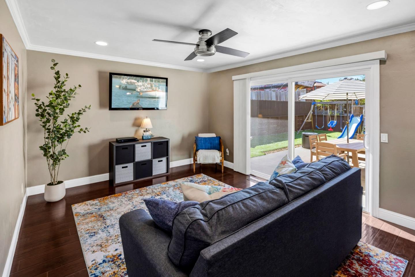 Detail Gallery Image 10 of 20 For 1940 San Pablo Ave, Seaside,  CA 93955 - 3 Beds | 2 Baths
