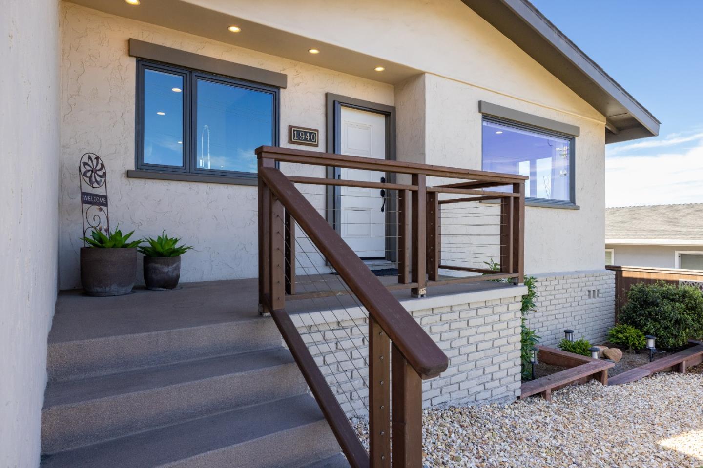 Detail Gallery Image 3 of 20 For 1940 San Pablo Ave, Seaside,  CA 93955 - 3 Beds | 2 Baths