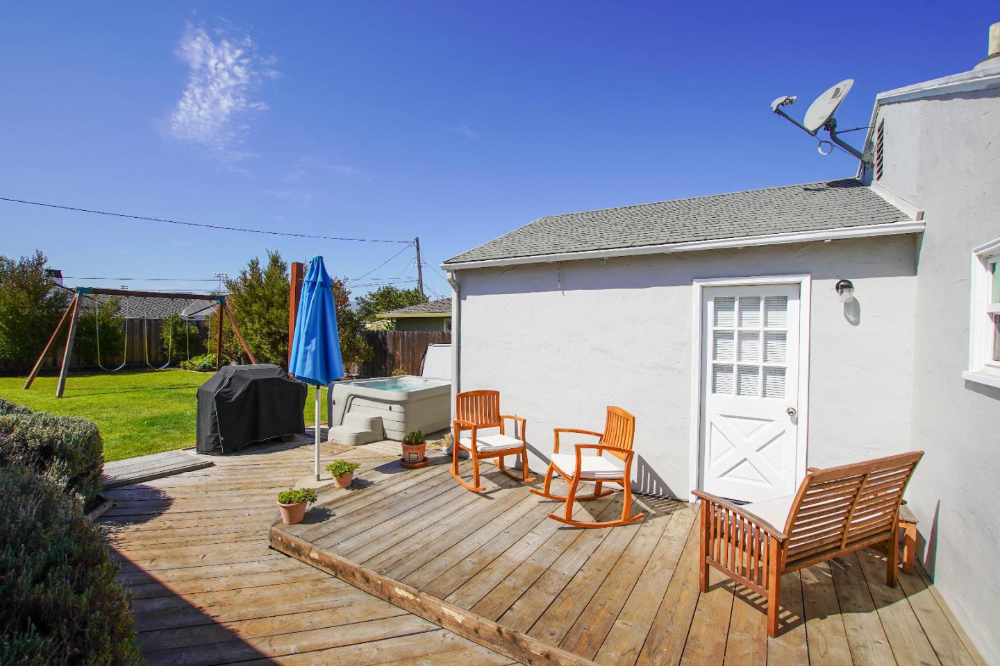 Detail Gallery Image 23 of 30 For 931 Hillcrest Rd, Hollister,  CA 95023 - 3 Beds | 1 Baths