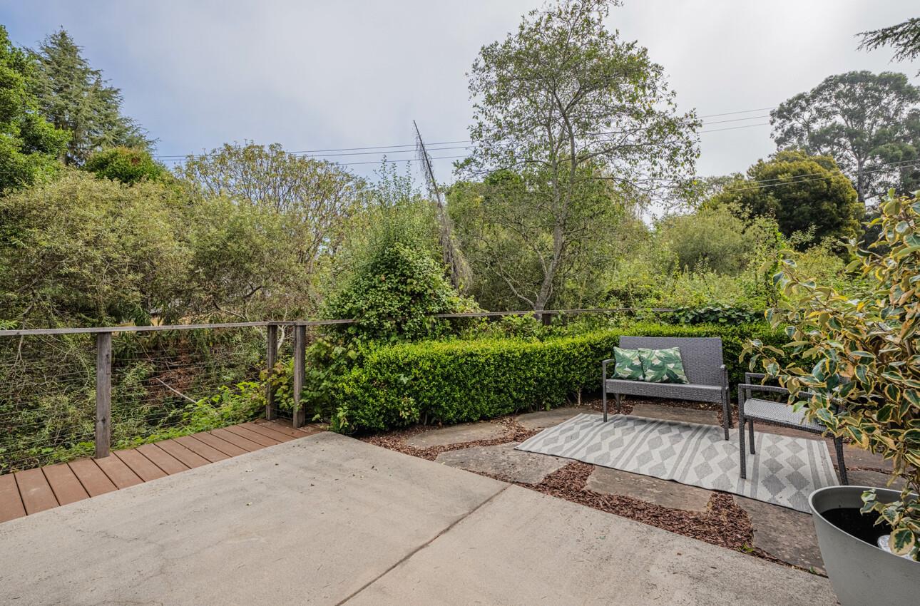 Detail Gallery Image 11 of 58 For 840 Seacliff Dr, Aptos,  CA 95003 - 3 Beds | 2/1 Baths