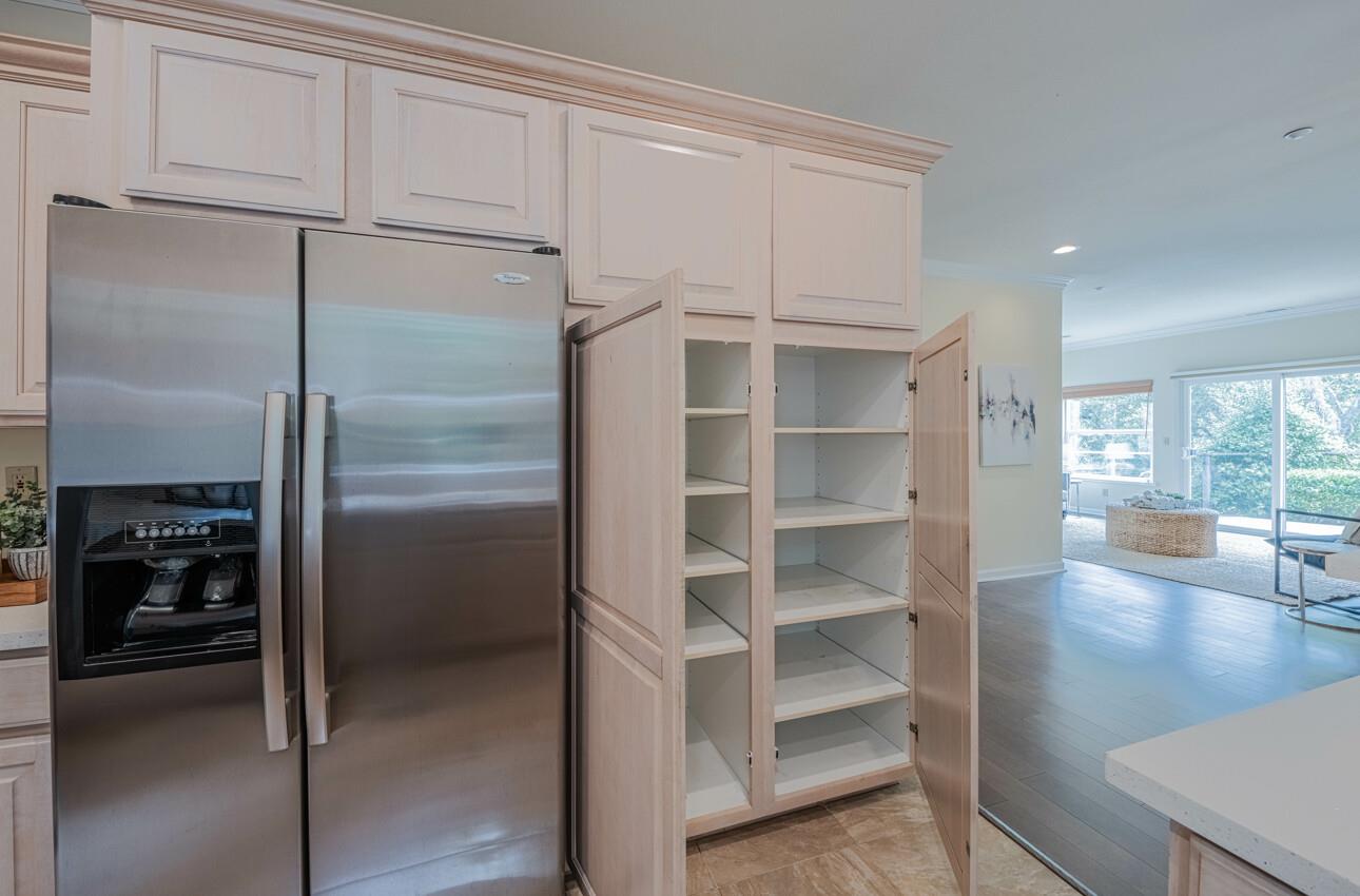 Detail Gallery Image 16 of 58 For 840 Seacliff Dr, Aptos,  CA 95003 - 3 Beds | 2/1 Baths