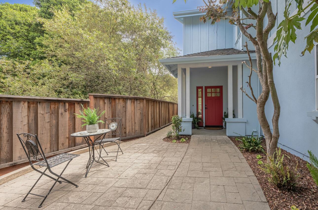 Detail Gallery Image 5 of 58 For 840 Seacliff Dr, Aptos,  CA 95003 - 3 Beds | 2/1 Baths