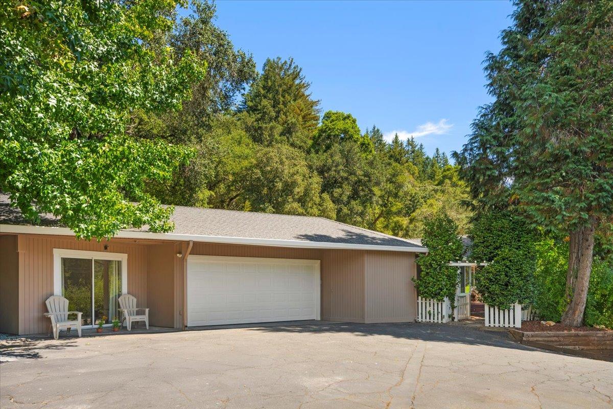 Detail Gallery Image 22 of 28 For 250 Middleton Dr, Boulder Creek,  CA 95006 - 4 Beds | 3 Baths