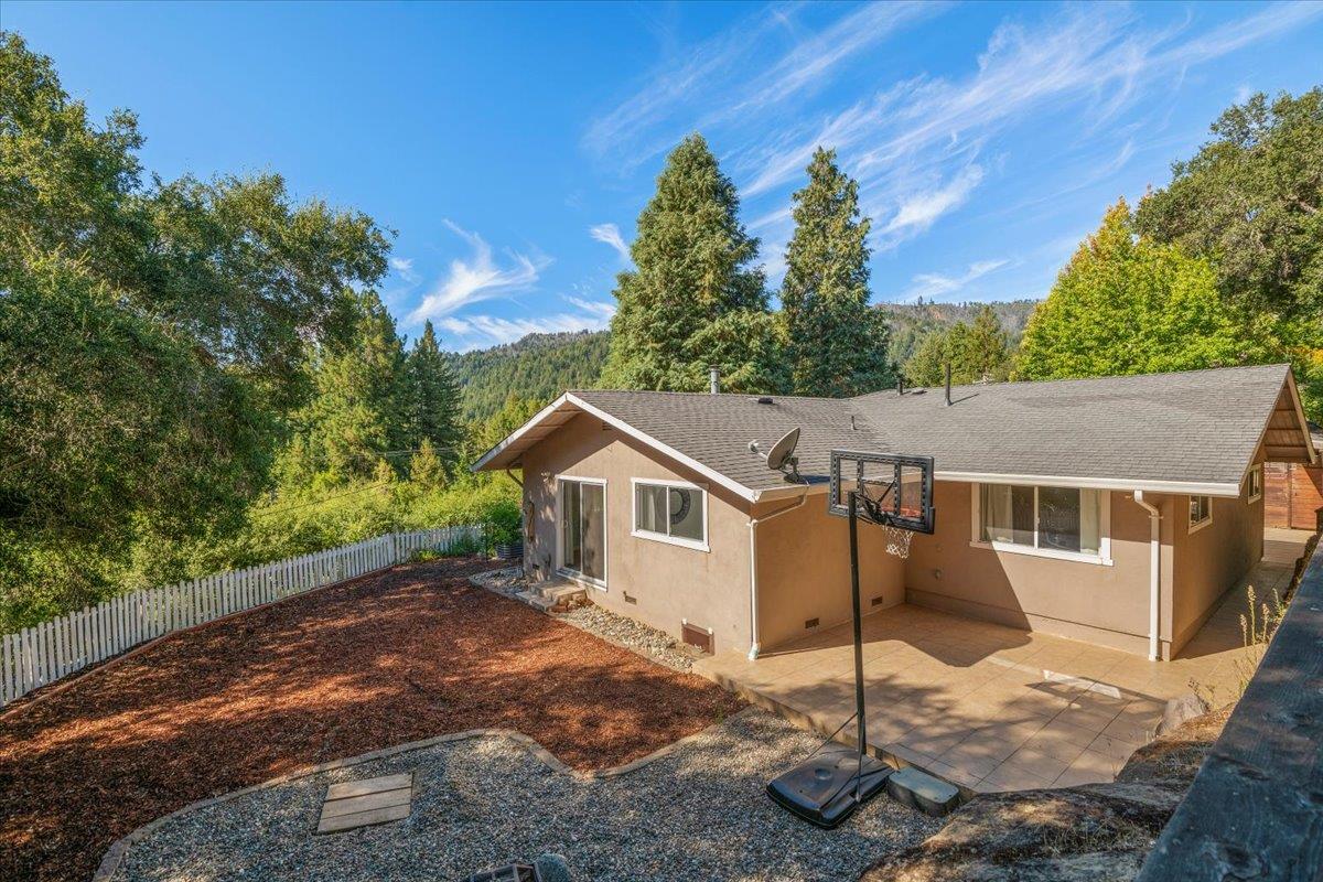 Detail Gallery Image 25 of 28 For 250 Middleton Dr, Boulder Creek,  CA 95006 - 4 Beds | 3 Baths
