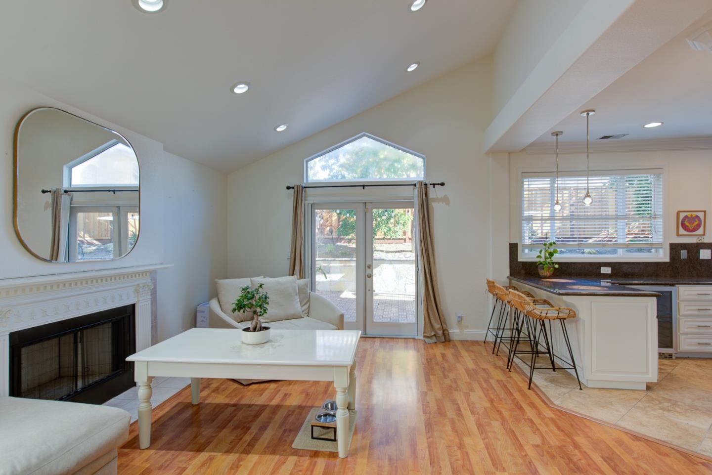 Detail Gallery Image 11 of 34 For 3272 Moreno Ave, San Jose,  CA 95127 - 5 Beds | 3 Baths