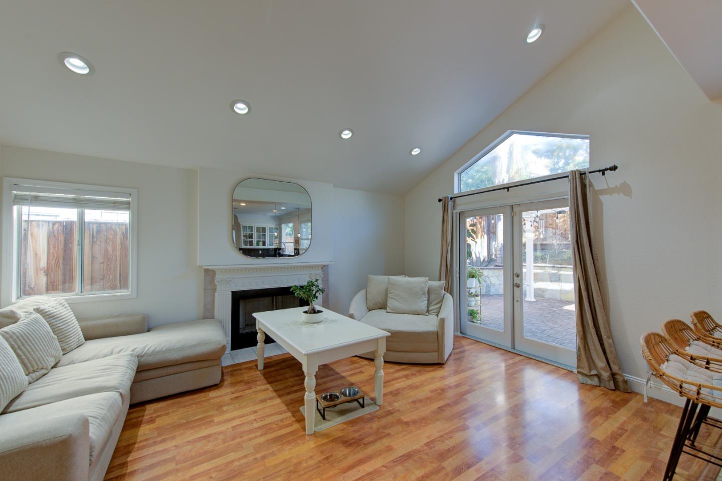 Detail Gallery Image 12 of 34 For 3272 Moreno Ave, San Jose,  CA 95127 - 5 Beds | 3 Baths