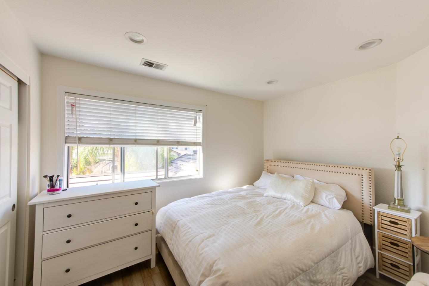 Detail Gallery Image 33 of 34 For 3272 Moreno Ave, San Jose,  CA 95127 - 5 Beds | 3 Baths