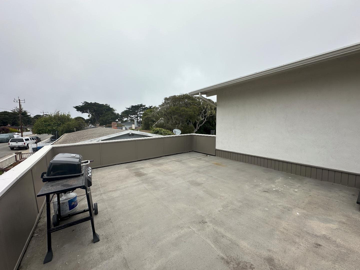 Detail Gallery Image 19 of 27 For 700 Rosemont Ave, Pacific Grove,  CA 93950 - 4 Beds | 2 Baths
