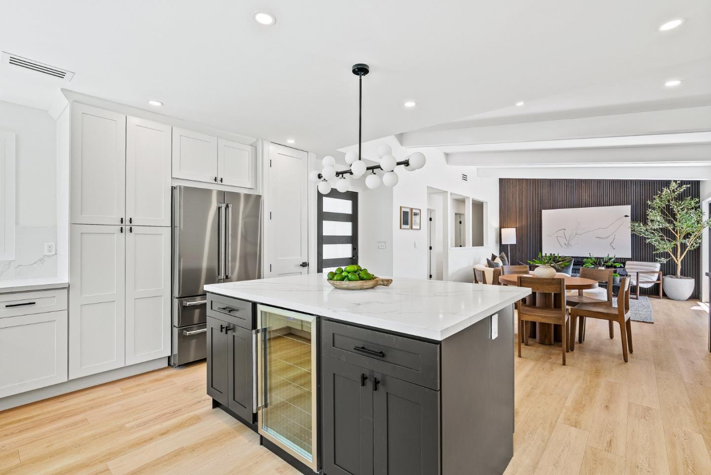 Detail Gallery Image 10 of 27 For 3118 Jenkins Ave, San Jose,  CA 95118 - 3 Beds | 2 Baths