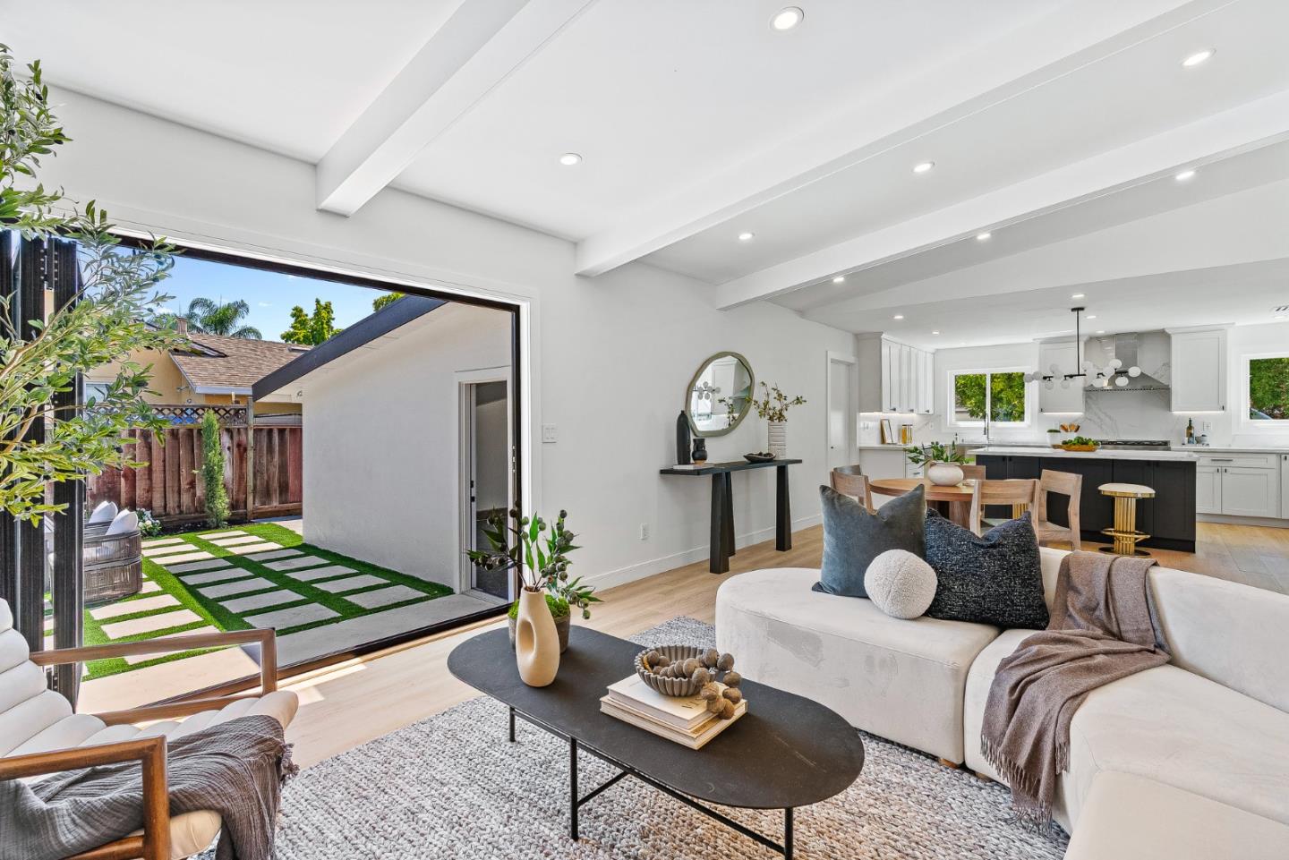 Detail Gallery Image 13 of 27 For 3118 Jenkins Ave, San Jose,  CA 95118 - 3 Beds | 2 Baths