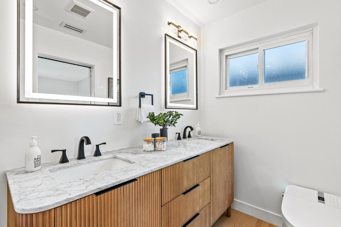 Detail Gallery Image 22 of 27 For 3118 Jenkins Ave, San Jose,  CA 95118 - 3 Beds | 2 Baths