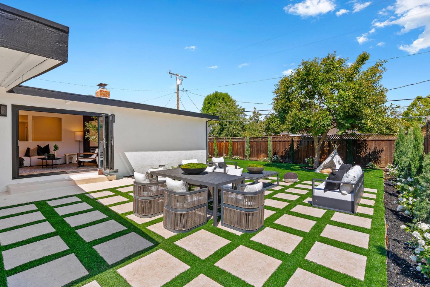 Detail Gallery Image 25 of 27 For 3118 Jenkins Ave, San Jose,  CA 95118 - 3 Beds | 2 Baths