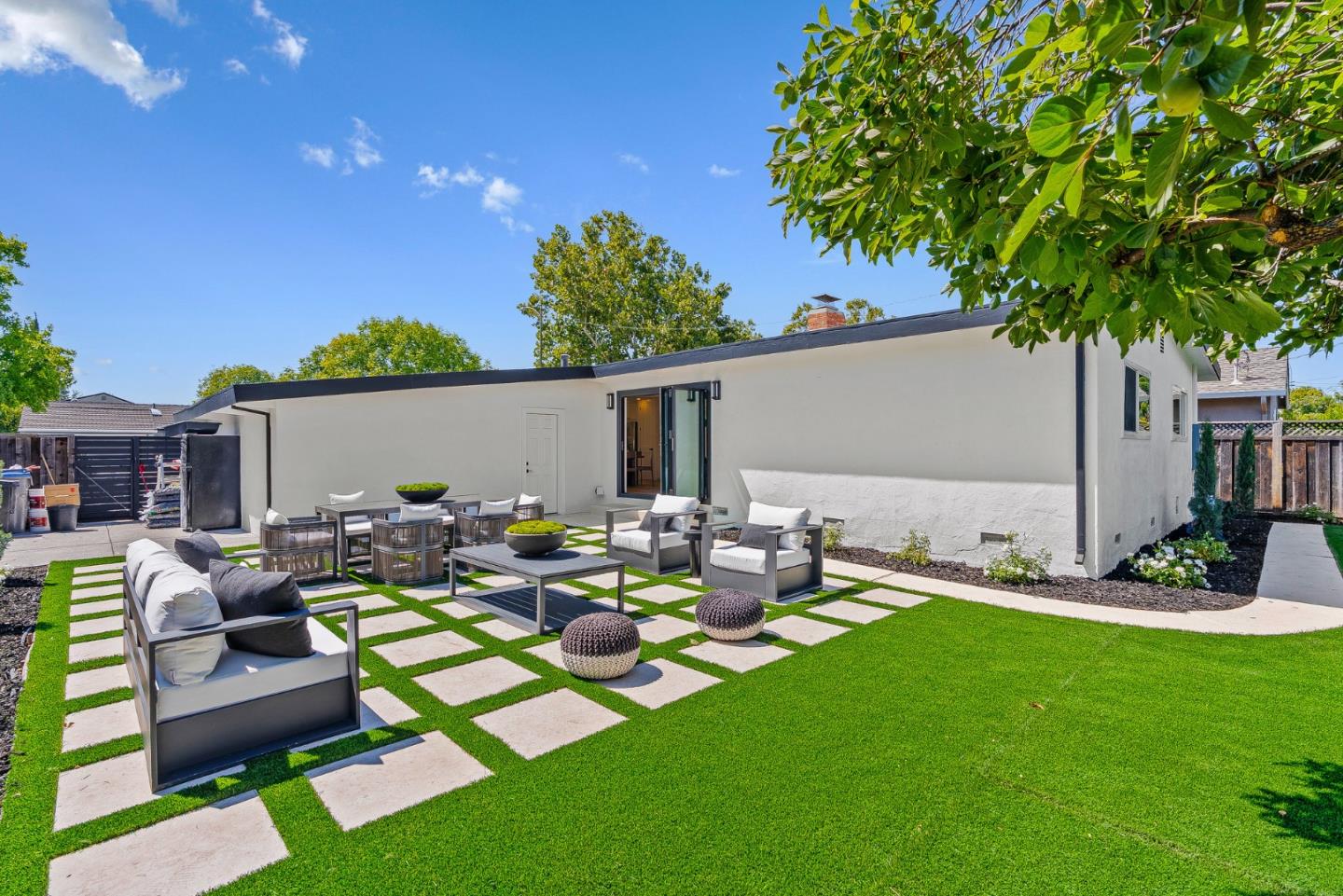 Detail Gallery Image 27 of 27 For 3118 Jenkins Ave, San Jose,  CA 95118 - 3 Beds | 2 Baths