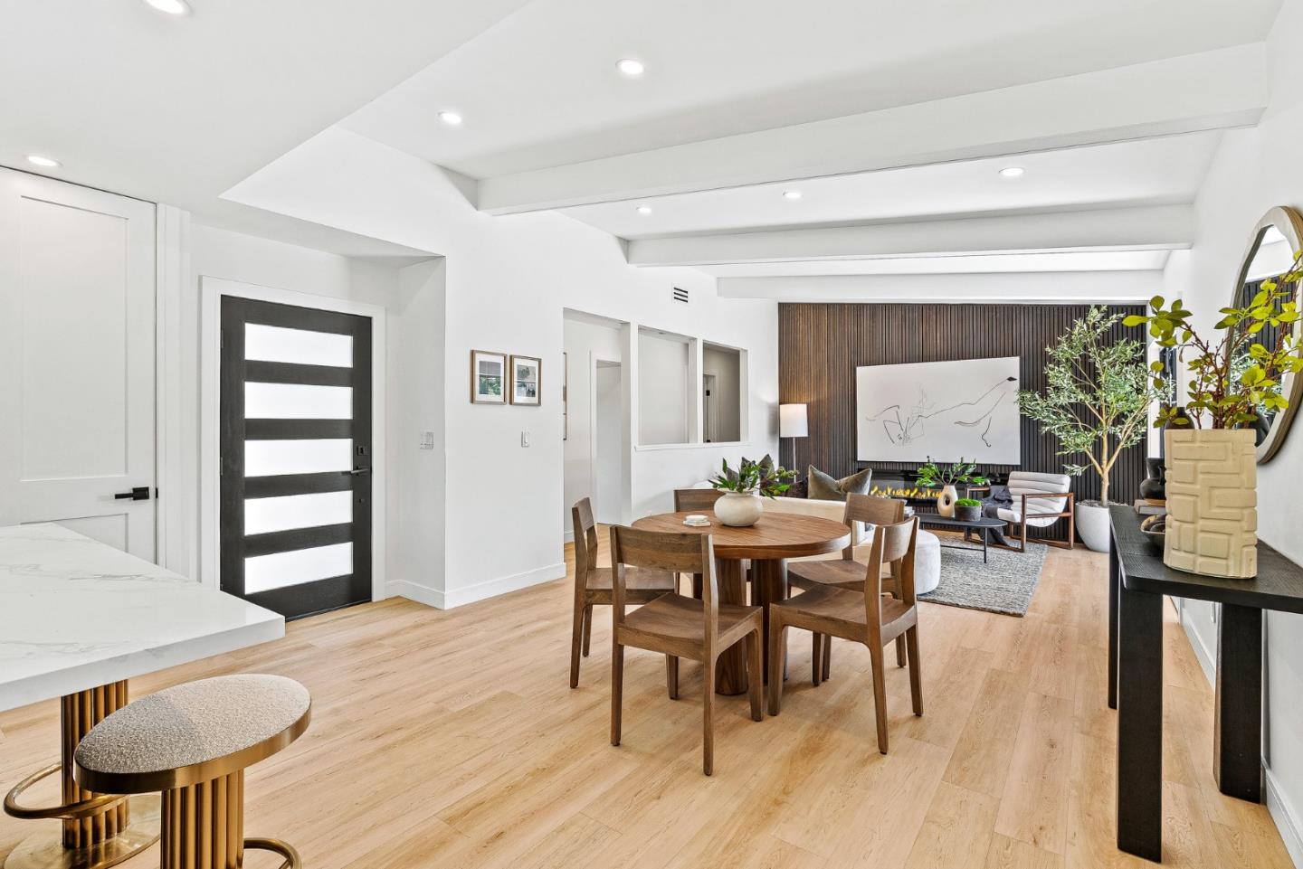 Detail Gallery Image 4 of 27 For 3118 Jenkins Ave, San Jose,  CA 95118 - 3 Beds | 2 Baths