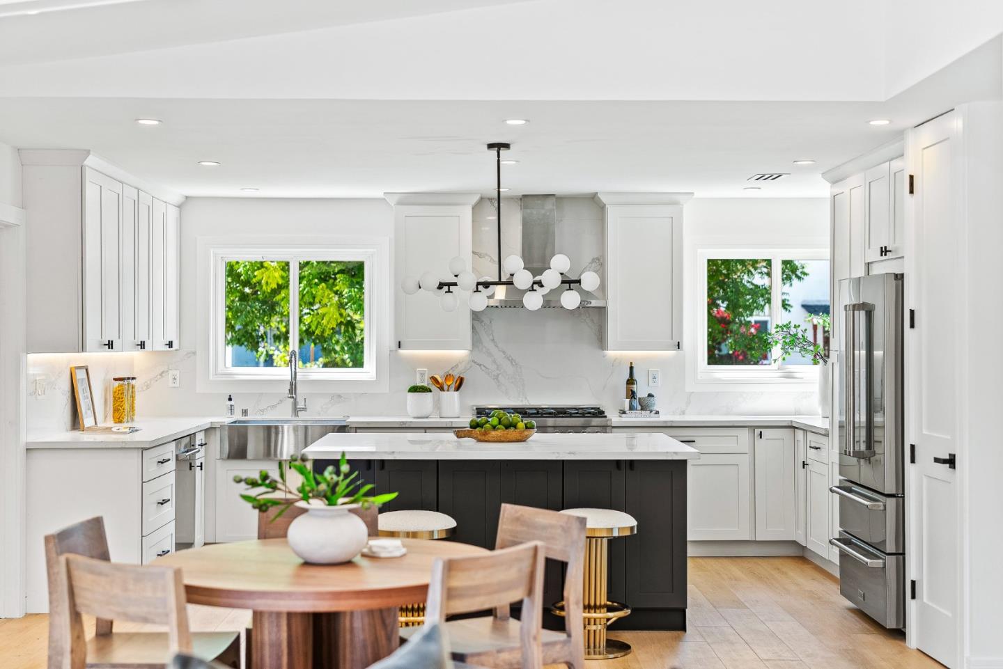 Detail Gallery Image 8 of 27 For 3118 Jenkins Ave, San Jose,  CA 95118 - 3 Beds | 2 Baths
