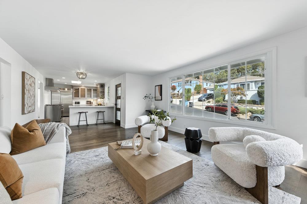 Detail Gallery Image 11 of 53 For 1961 Alden St, Belmont,  CA 94002 - 5 Beds | 4 Baths