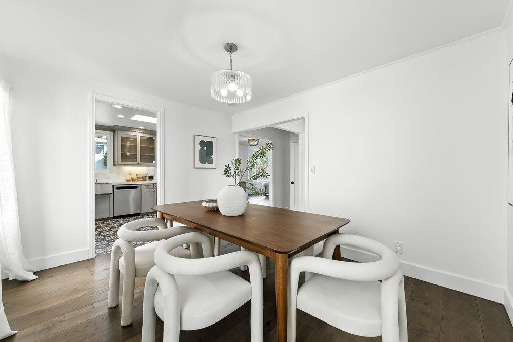 Detail Gallery Image 16 of 53 For 1961 Alden St, Belmont,  CA 94002 - 5 Beds | 4 Baths