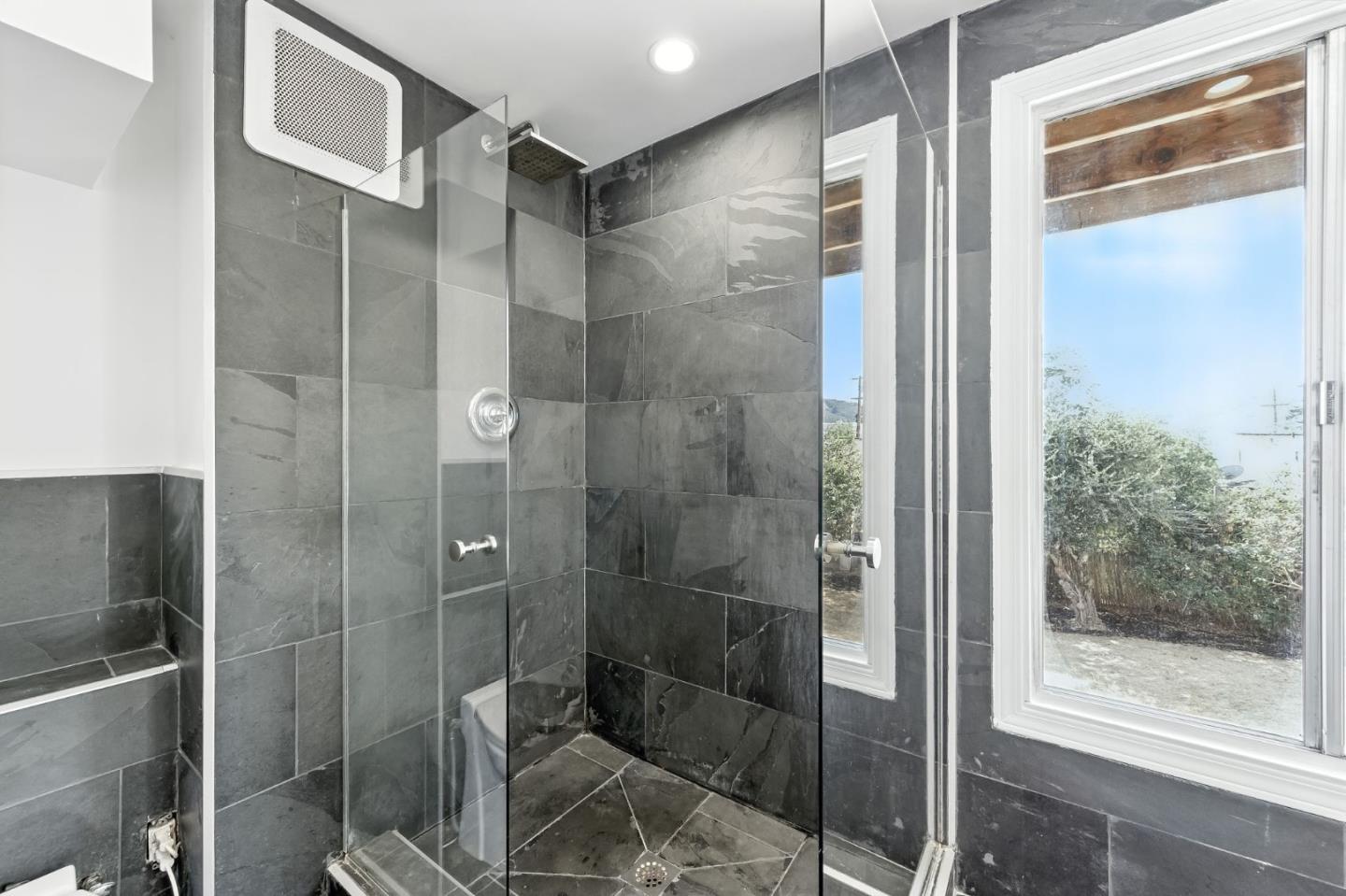Detail Gallery Image 23 of 53 For 1961 Alden St, Belmont,  CA 94002 - 5 Beds | 4 Baths