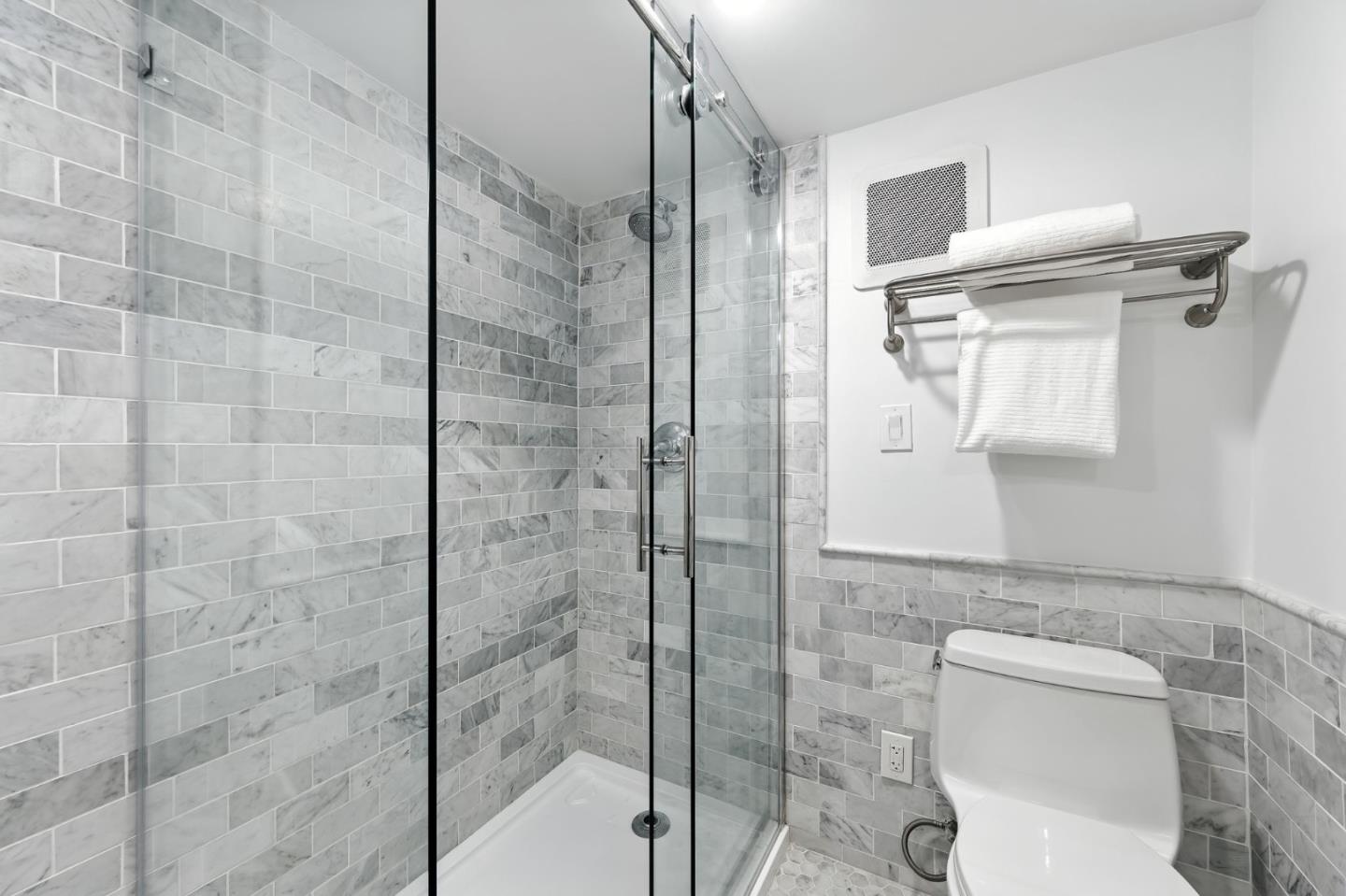 Detail Gallery Image 32 of 53 For 1961 Alden St, Belmont,  CA 94002 - 5 Beds | 4 Baths