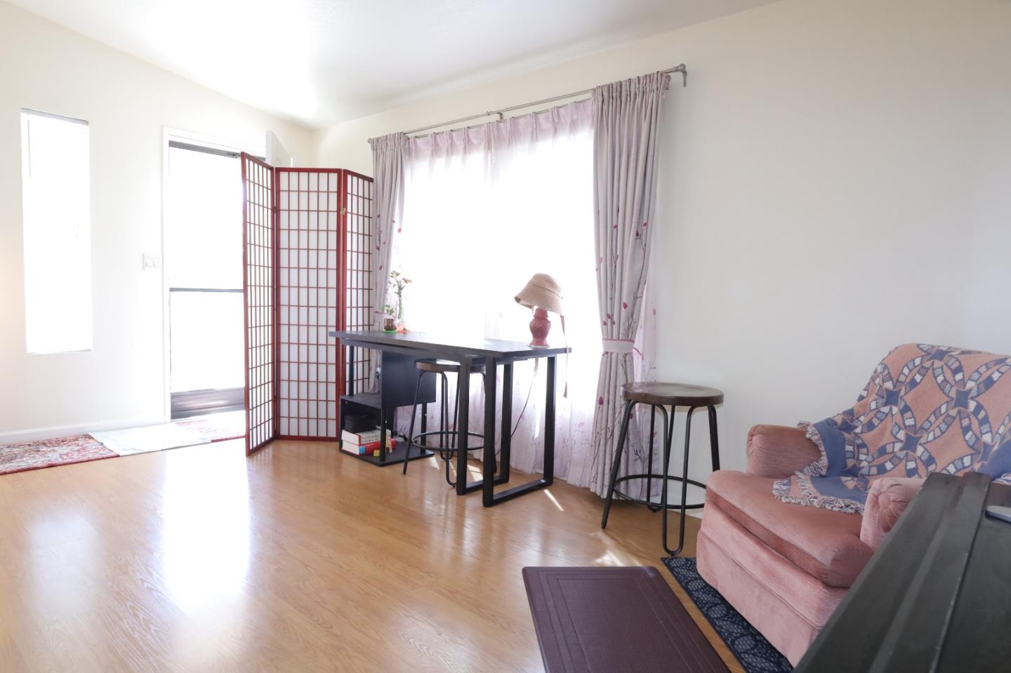 Detail Gallery Image 13 of 27 For 1220 Tasman Dr #304,  Sunnyvale,  CA 94089 - 3 Beds | 2 Baths