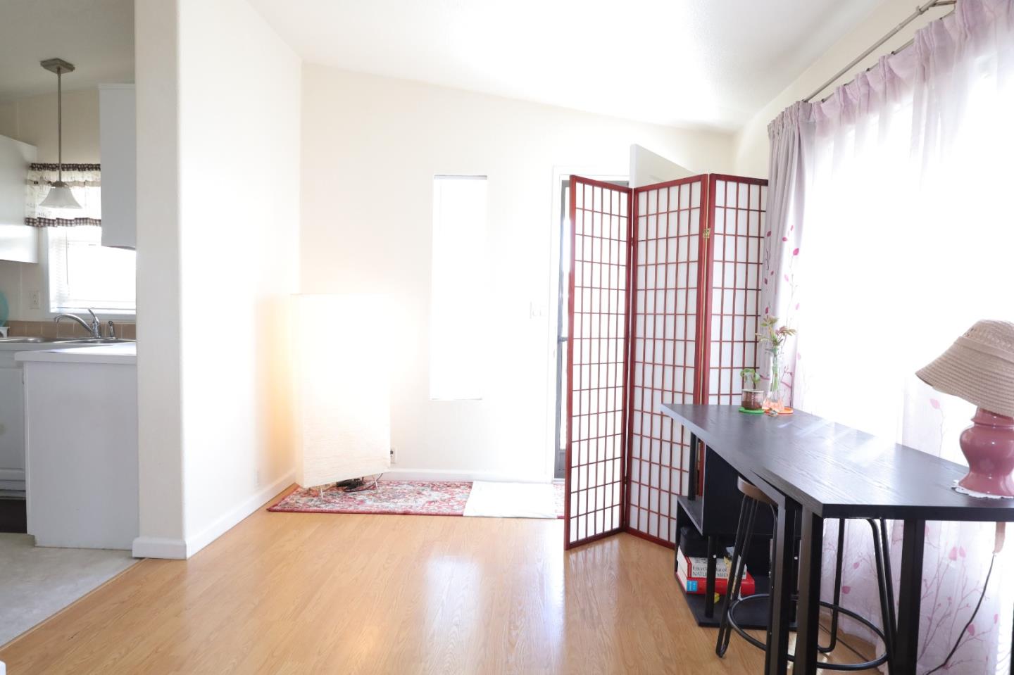 Detail Gallery Image 15 of 27 For 1220 Tasman Dr #304,  Sunnyvale,  CA 94089 - 3 Beds | 2 Baths