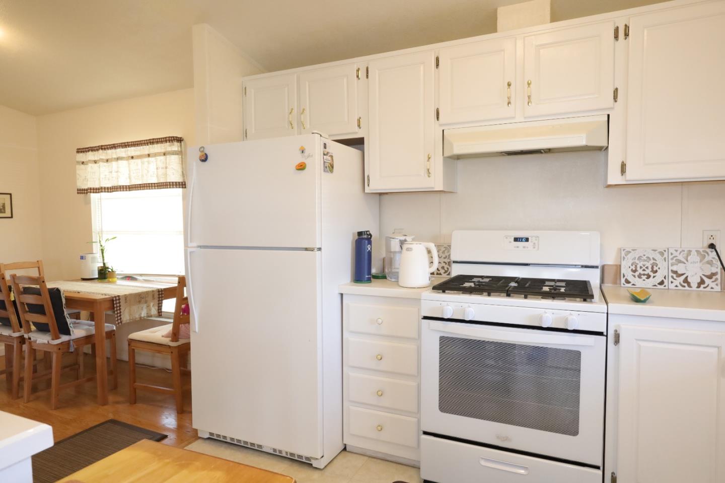 Detail Gallery Image 19 of 27 For 1220 Tasman Dr #304,  Sunnyvale,  CA 94089 - 3 Beds | 2 Baths