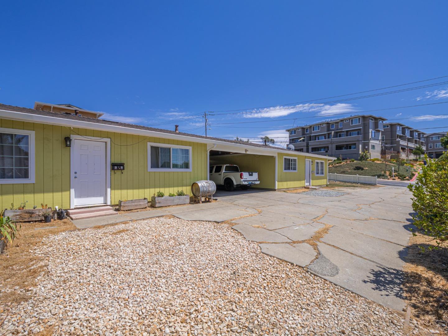 Detail Gallery Image 3 of 20 For 20 Marin St, Watsonville,  CA 95076 - – Beds | – Baths