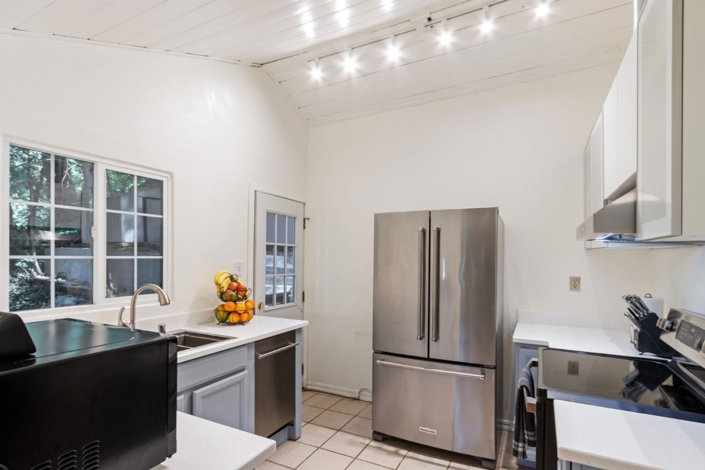 Detail Gallery Image 10 of 36 For 320 Fireside Rd, Boulder Creek,  CA 95006 - 2 Beds | 1 Baths