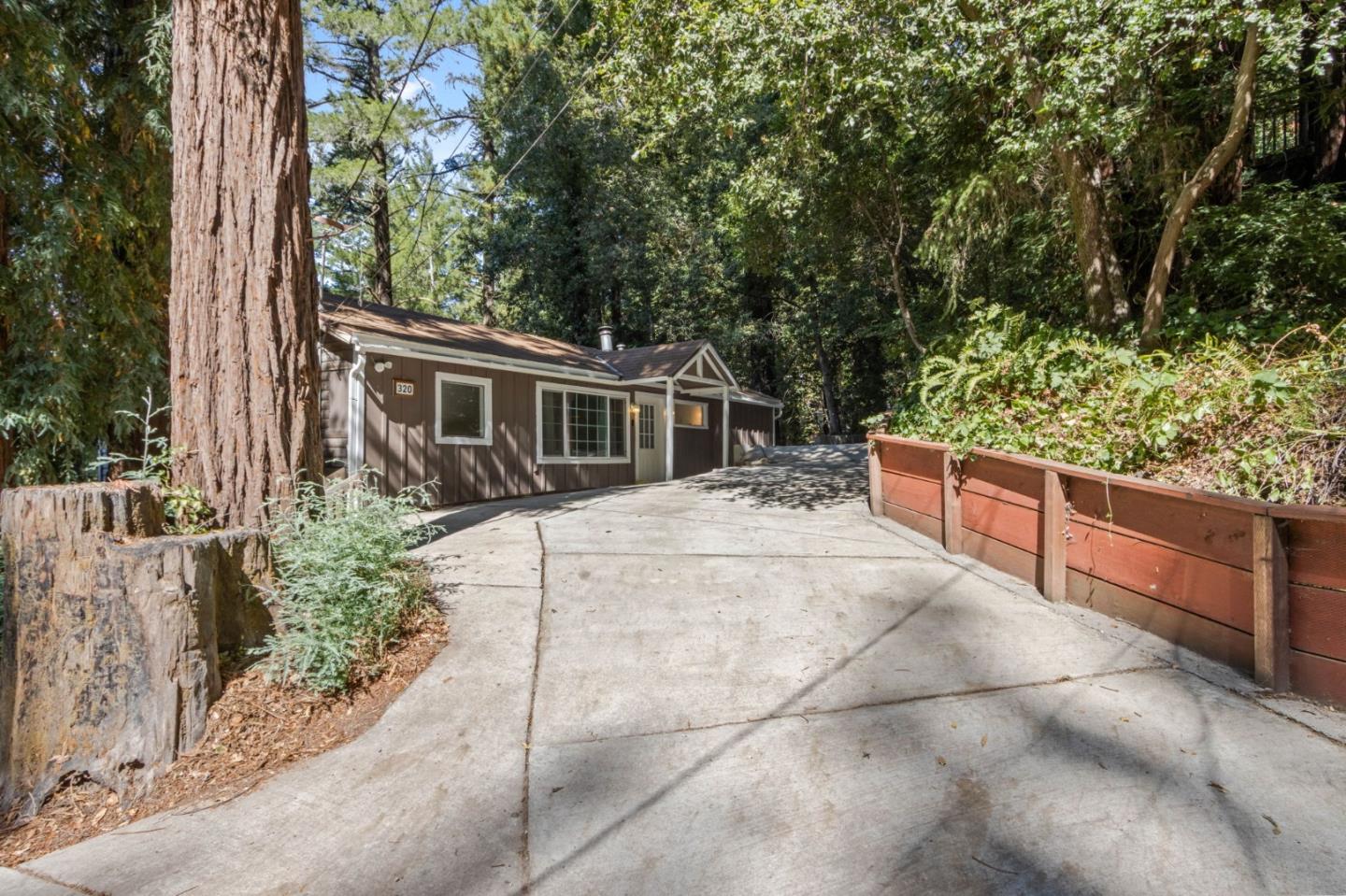 Detail Gallery Image 3 of 36 For 320 Fireside Rd, Boulder Creek,  CA 95006 - 2 Beds | 1 Baths