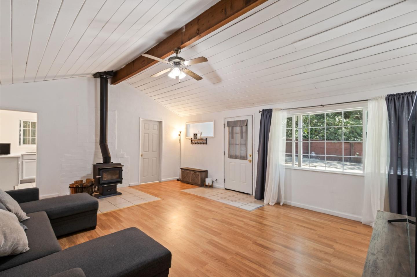 Detail Gallery Image 7 of 36 For 320 Fireside Rd, Boulder Creek,  CA 95006 - 2 Beds | 1 Baths