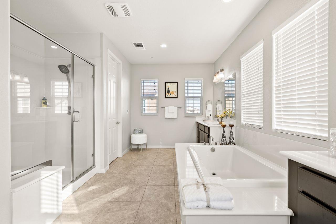 Detail Gallery Image 36 of 48 For 1070 S Atwood Ct, Mountain House,  CA 95391 - 5 Beds | 4/1 Baths