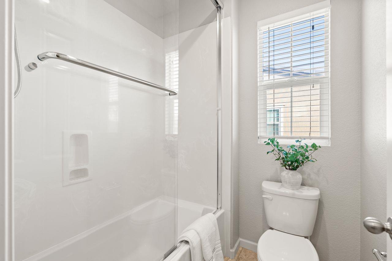 Detail Gallery Image 42 of 48 For 1070 S Atwood Ct, Mountain House,  CA 95391 - 5 Beds | 4/1 Baths