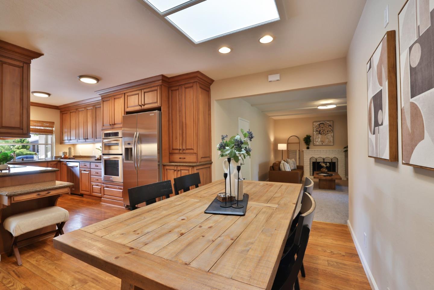 Detail Gallery Image 10 of 42 For 2040 Orestes Way, Campbell,  CA 95008 - 4 Beds | 2 Baths