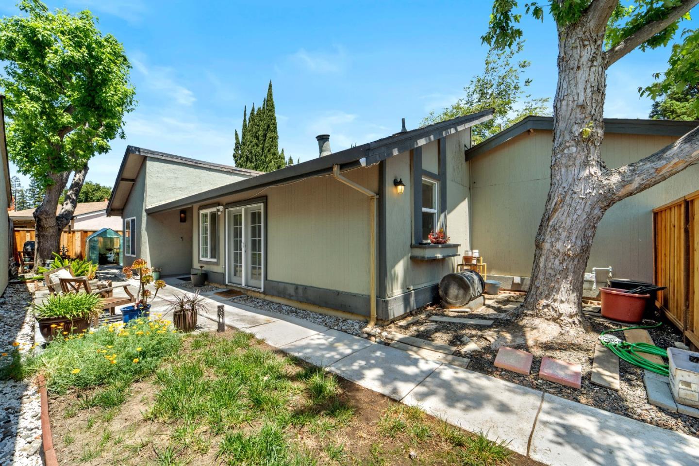 Detail Gallery Image 24 of 35 For 33 Hayes Ave, San Jose,  CA 95123 - 4 Beds | 2 Baths