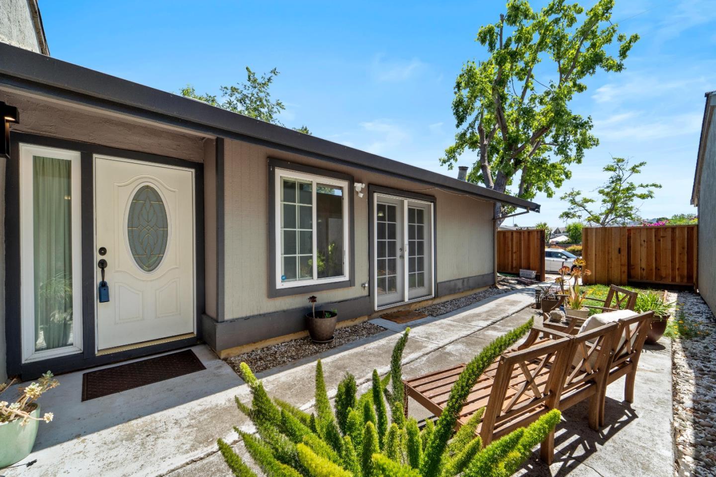 Detail Gallery Image 26 of 35 For 33 Hayes Ave, San Jose,  CA 95123 - 4 Beds | 2 Baths