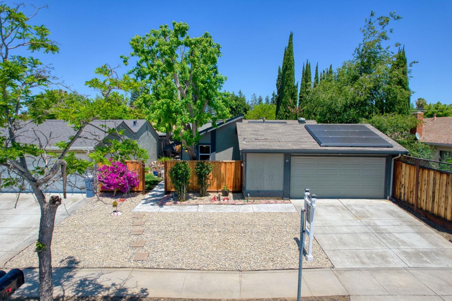 Detail Gallery Image 3 of 35 For 33 Hayes Ave, San Jose,  CA 95123 - 4 Beds | 2 Baths