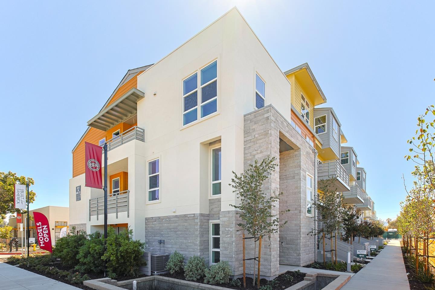 Detail Gallery Image 18 of 24 For 1303 Besra Ter #2,  Sunnyvale,  CA 94087 - 3 Beds | 2 Baths