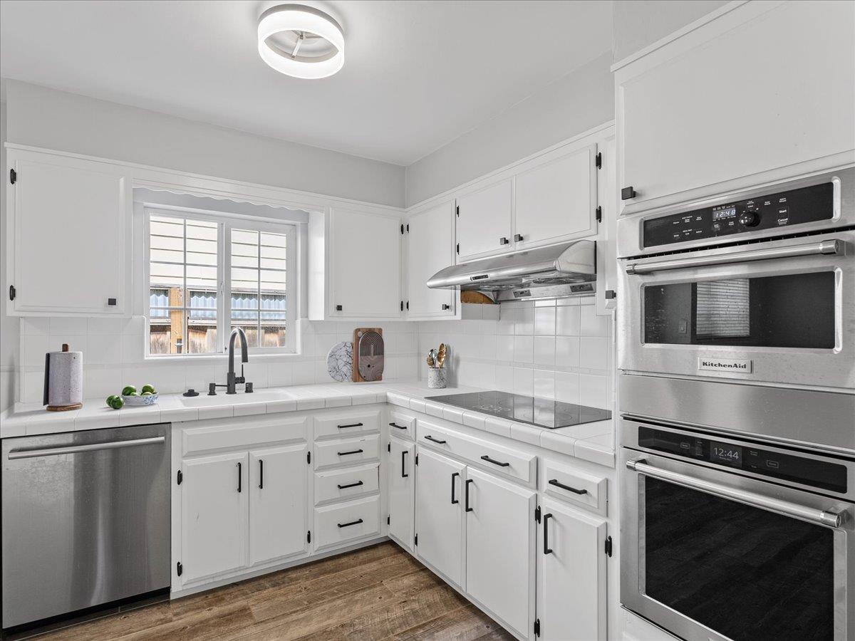 Detail Gallery Image 9 of 42 For 53 Pleasant Ridge Ave, San Jose,  CA 95127 - 3 Beds | 2 Baths
