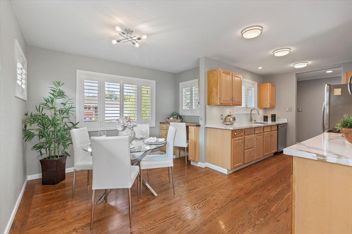Detail Gallery Image 7 of 30 For 739 Pritchard Ct, Santa Clara,  CA 95051 - 4 Beds | 2/1 Baths